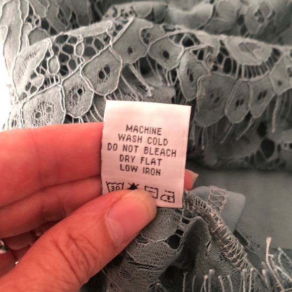 Feminine bohemian lace top - Picture 6 of 10